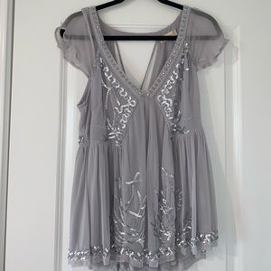 Lilac sequenced top